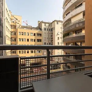 Appartamento Beplace In Repubblica, Milano